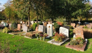 Begraafplaats Almere grafstenen